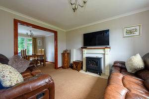 Sitting Room- click for photo gallery